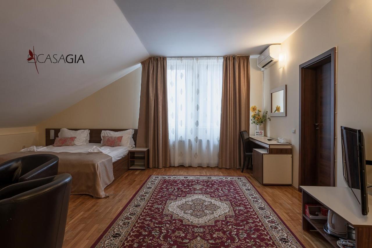 Pension Casa Gia Cluj-Napoca Exterior photo
