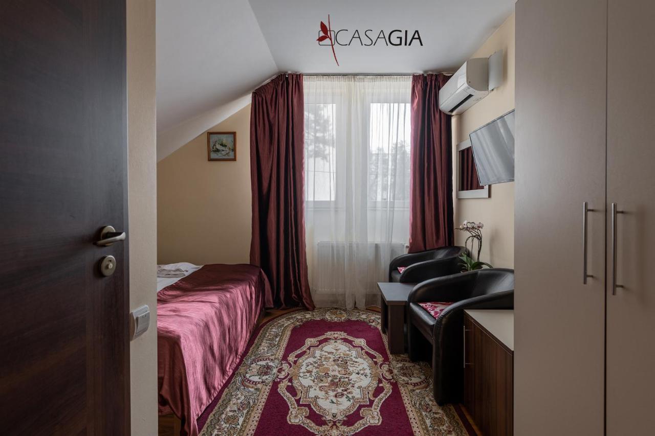 Pension Casa Gia Cluj-Napoca Exterior photo