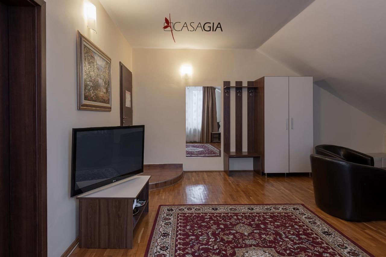 Pension Casa Gia Cluj-Napoca Exterior photo